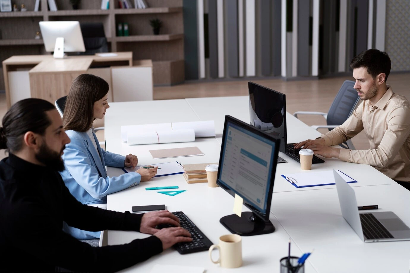 Agile Adaptation: How Fractional CTOs Solve Ever-Evolving Tech Challenges